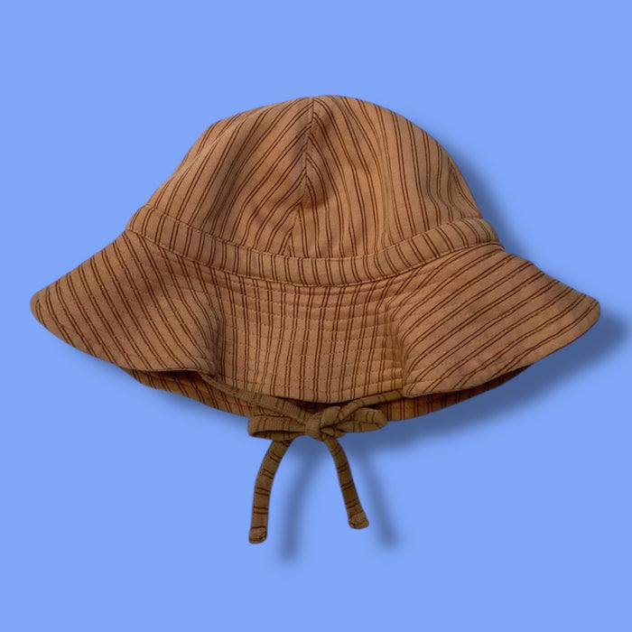 kate quinn hat