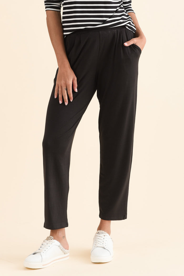 Kennedy Black Stretch Pocket Pants,Front,Brunette model,alt text|model:Brontie