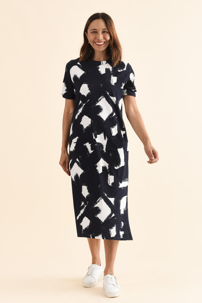 Klee Navy Abstract Cotton Tee Dress,Full Body,Brunette model,alt text|model:Cara
