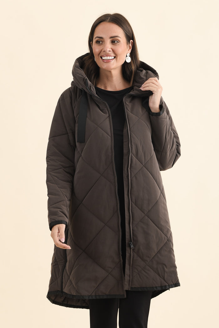 Koami Chocolate Quilted Hooded Coat,Brunette model,alt text|model:MJ