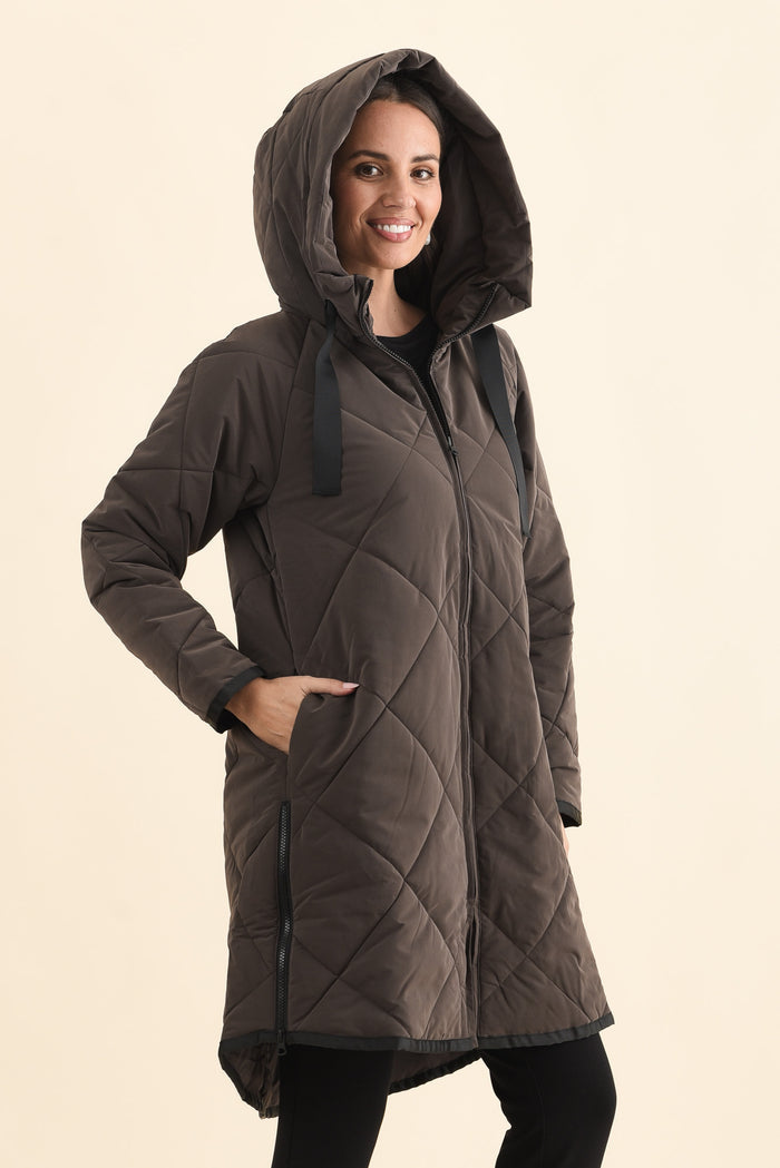 Koami Chocolate Quilted Hooded Coat,Brunette model,alt text|model:MJ