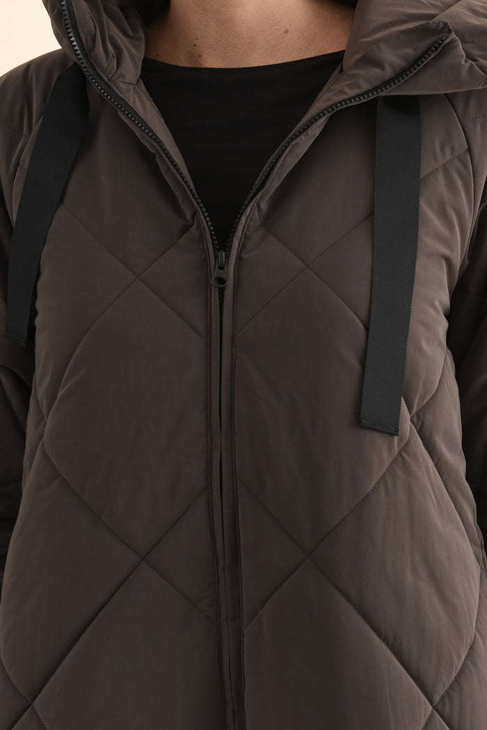 Koami Chocolate Quilted Hooded Coat,Brunette model,alt text|model:MJ