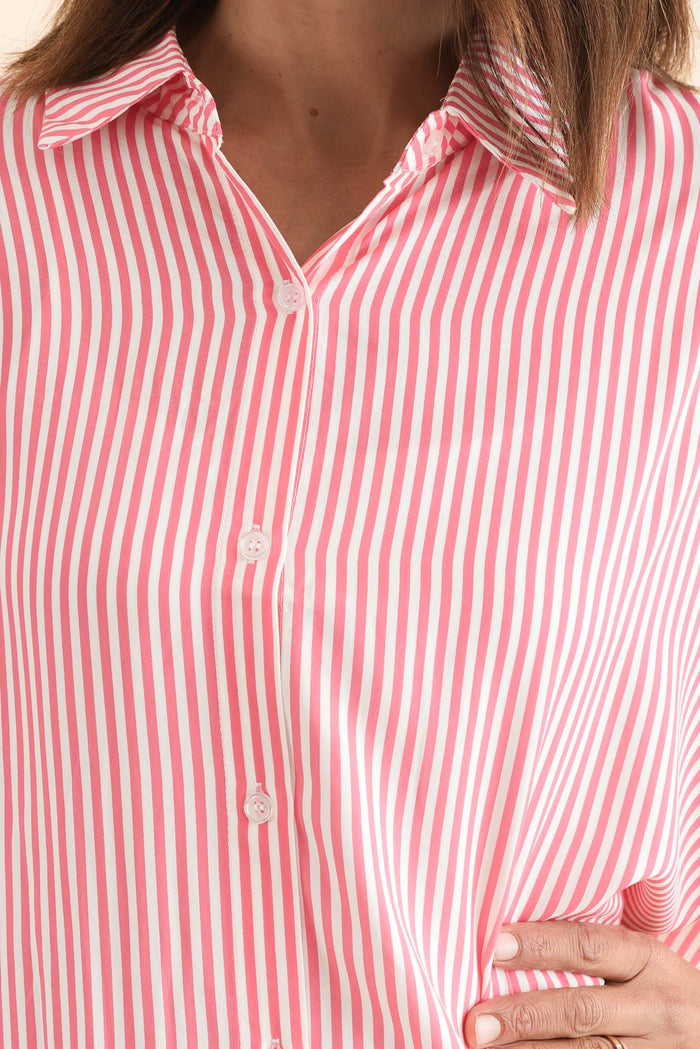 Luna Melon Stripe Button Shirt,Detail,Brunette model,alt text|model:Cara