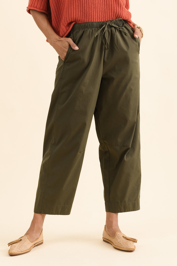 Lund Khaki Barrel Drawstring Pants,Front,Brunette model,alt text|model:Cara