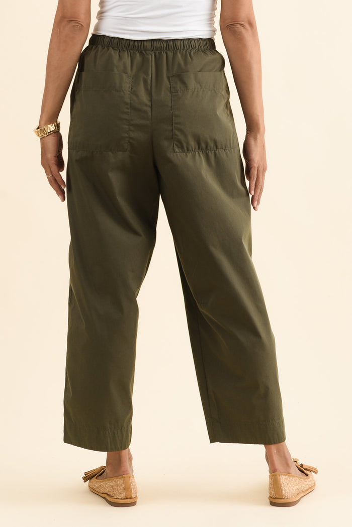 Lund Khaki Barrel Drawstring Pants,Back,Brunette model,alt text|model:Cara