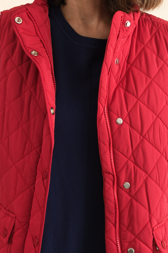 Max Red Quilted Pocket Vest,Detail,Brunette model,alt text|model:Cara