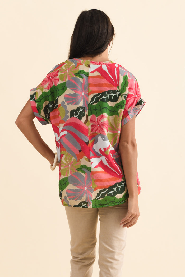Miray Pink Hibiscus Button Top,Brunette model,alt text|model:Brontie