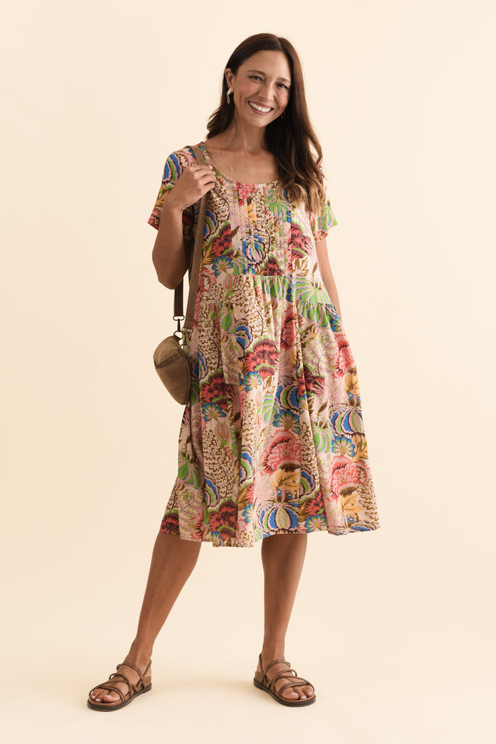 Murano Green Botanical Cotton Dress,Brunette model,alt text|model:Cara