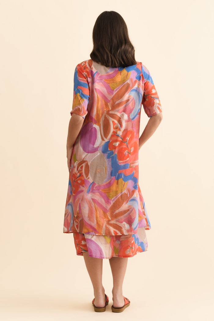 Nala Rust Abstract Layers Dress,Brunette model,alt text|model:MJ