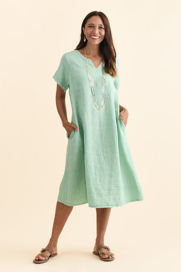 Nara Aqua Linen Pocket Dress,Brunette model,alt text|model:Cara