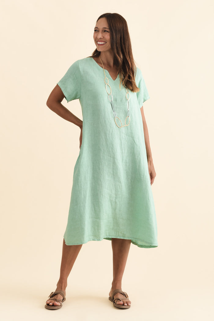 Nara Aqua Linen Pocket Dress,Brunette model,alt text|model:Cara