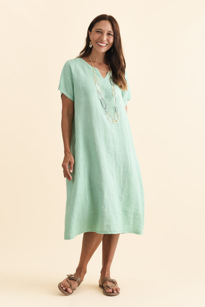 Nara Aqua Linen Pocket Dress,Brunette model,alt text|model:Cara