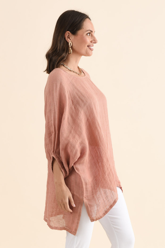 Nassau Blush Linen Top,Side,Brunette model,alt text|model:MJ