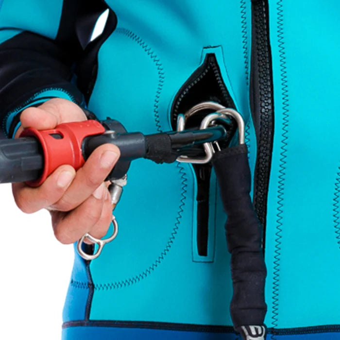 Kitesurfing spreader bar hook passing through the front harness opening of the aqua Platinum Sun neoprene jacket