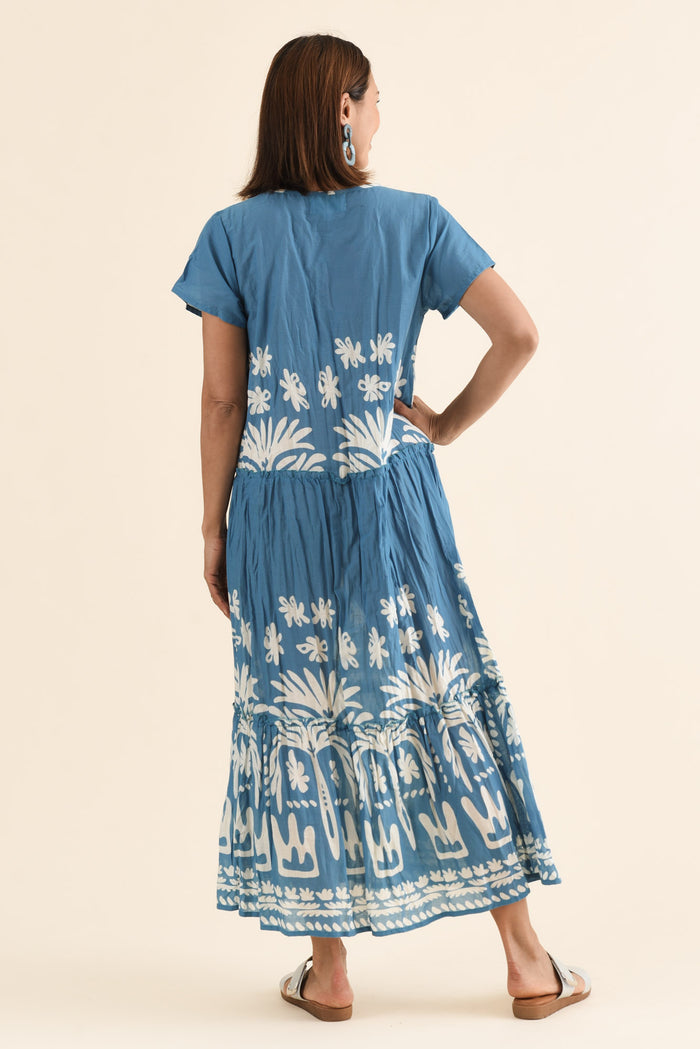 Nona Blue Beach Crinkle Cotton Maxi Dress,Back,Brunette model,alt text|model:Cara