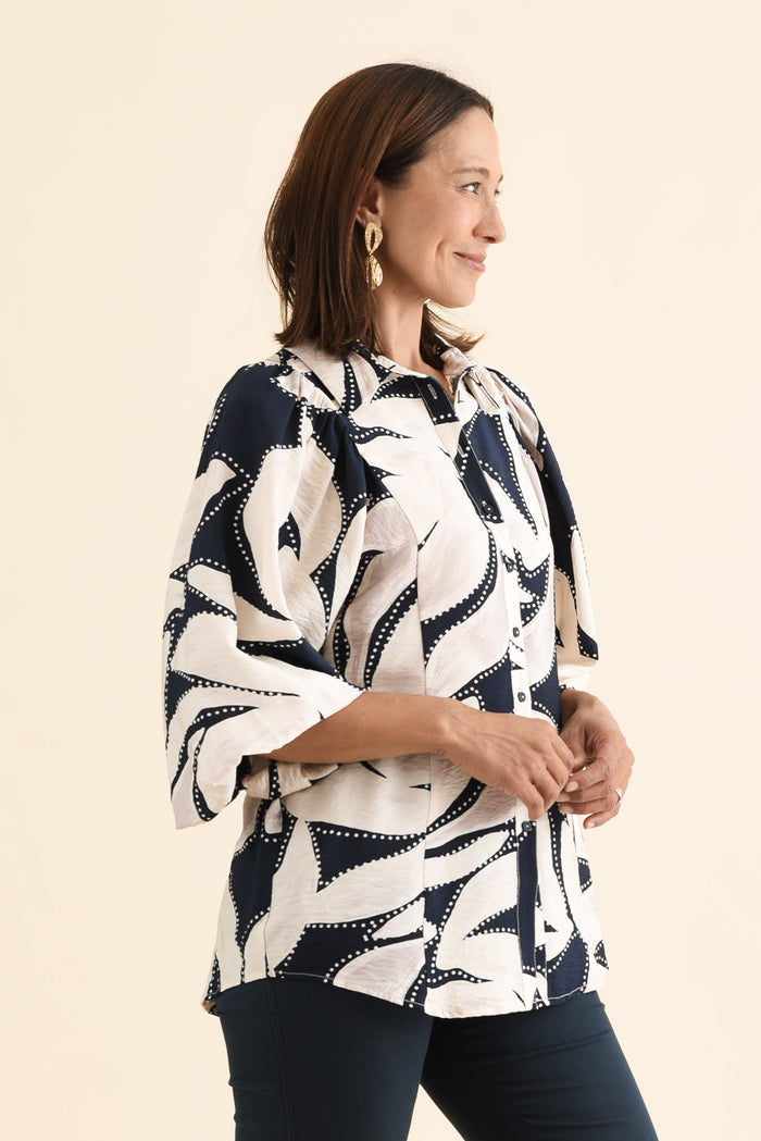Nova Navy Floral Collared Shirt,brunette model,Side of Outfit,alt text|model:Cara
