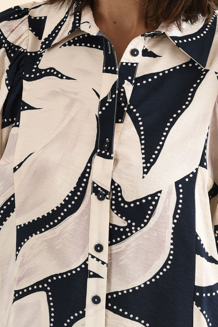 Nova Navy Floral Collared Shirt,brunette model,Close up of outfit,alt text|model:Cara