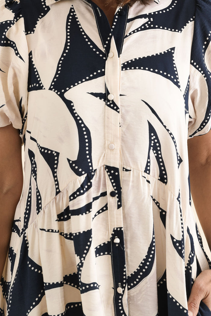 Nova Navy Floral Shirt Dress,brunette model,Close up of outfit,alt text|model:Cara