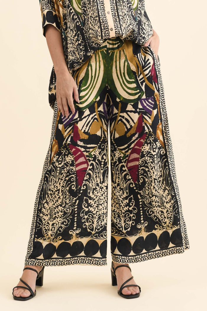 Odia Green Mosaic Wide Leg Pants,Brunette model,alt text|model:MJ