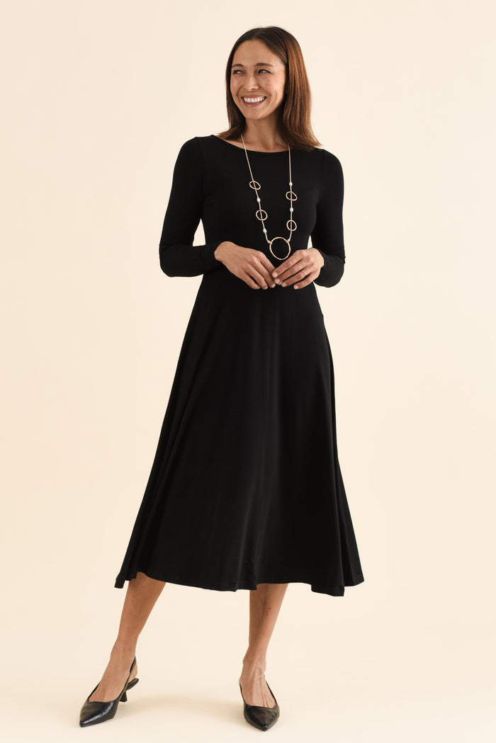 Olivia Black Bamboo Sleeved Dress,Full Body,Brunette model,alt text|model:Cara