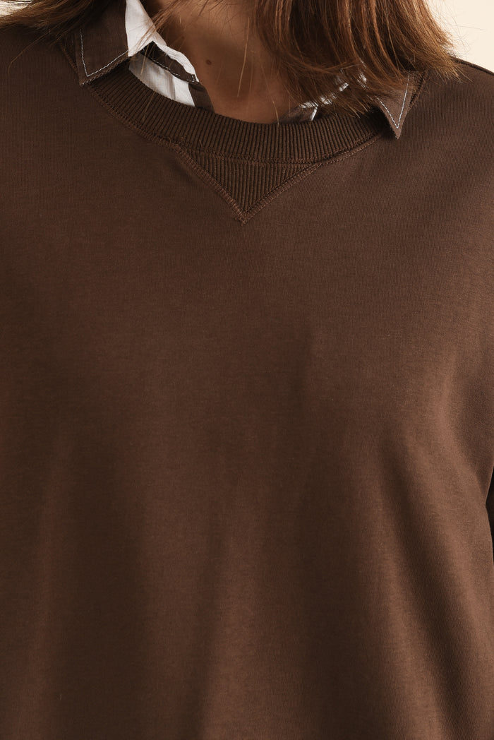 Osbourne Chocolate Cotton Sweatshirt,Detail,Brunette model,alt text|model:Cara