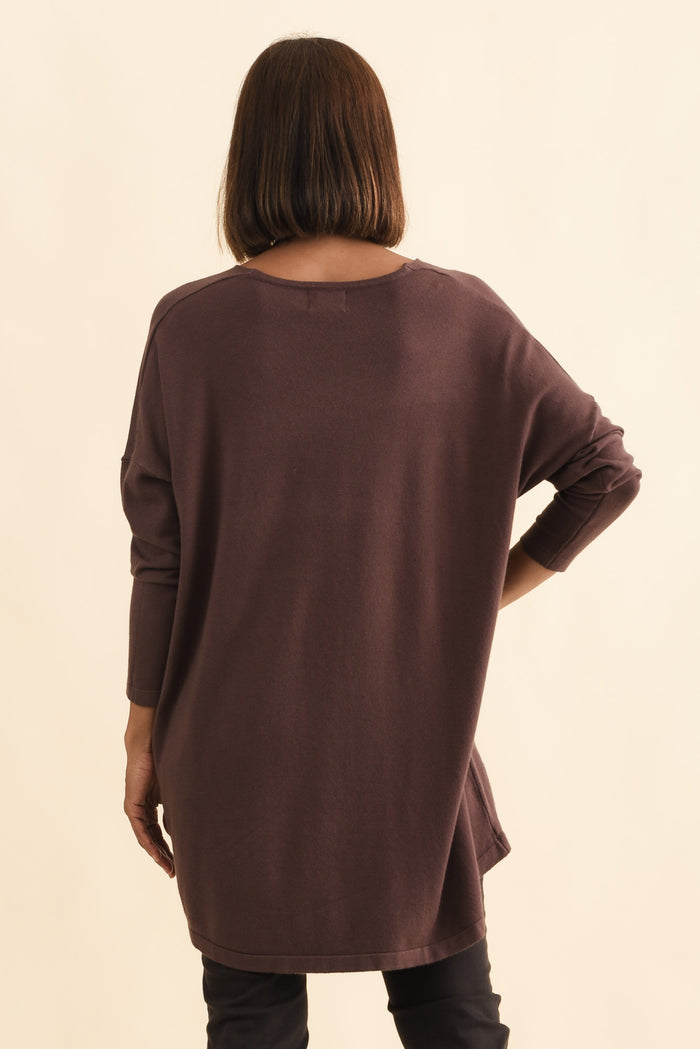 Piper Brown V Neck Knit Jumper,Brunette model,alt text|model:Cara