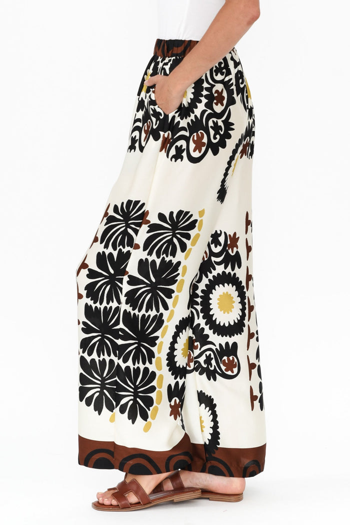 Plato Cream Abstract Wide Leg Pants,Brunette model,alt text|model:Johanna