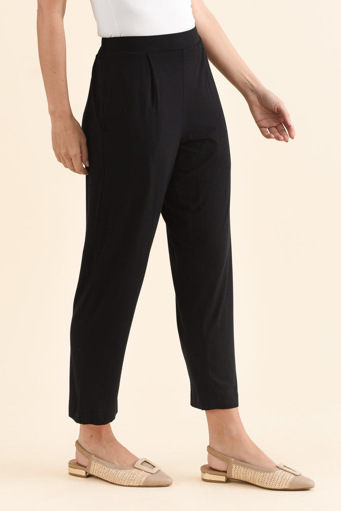 Polaris Black Bamboo Cropped Pants,Side,Brunette model,alt text|model:MJ