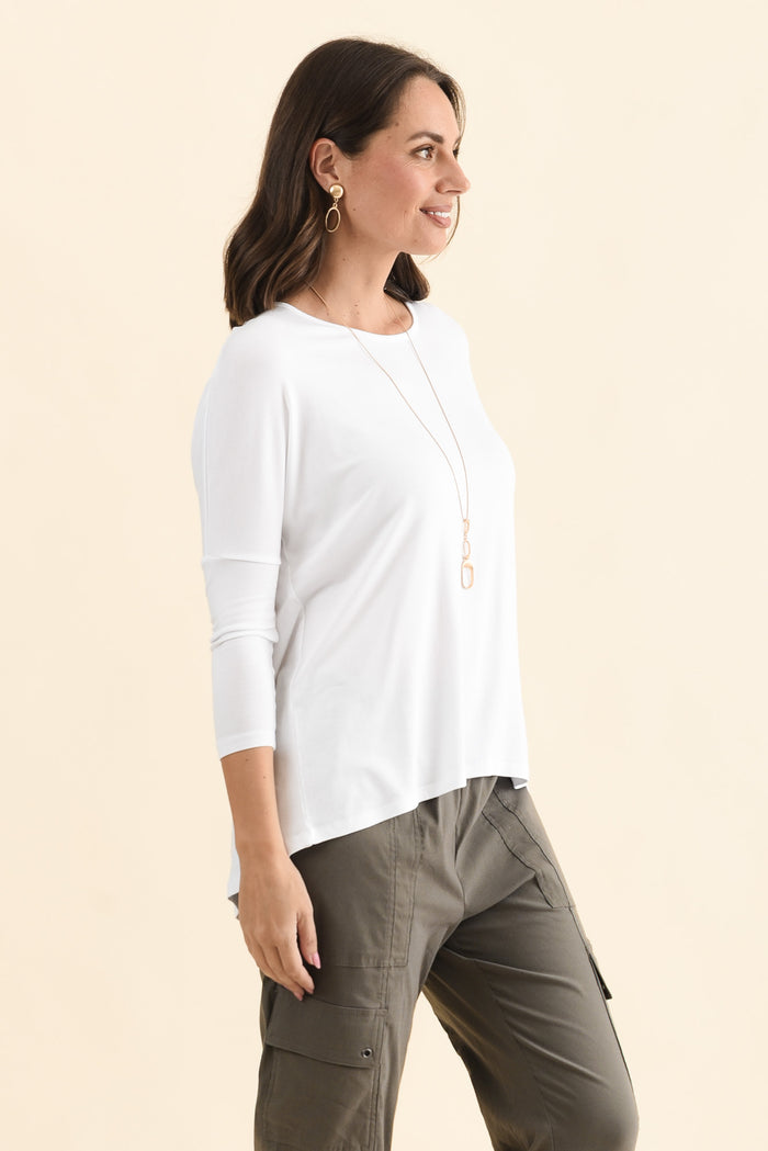 Prado White Batwing Top,Side,Brunette model,alt text|model:MJ