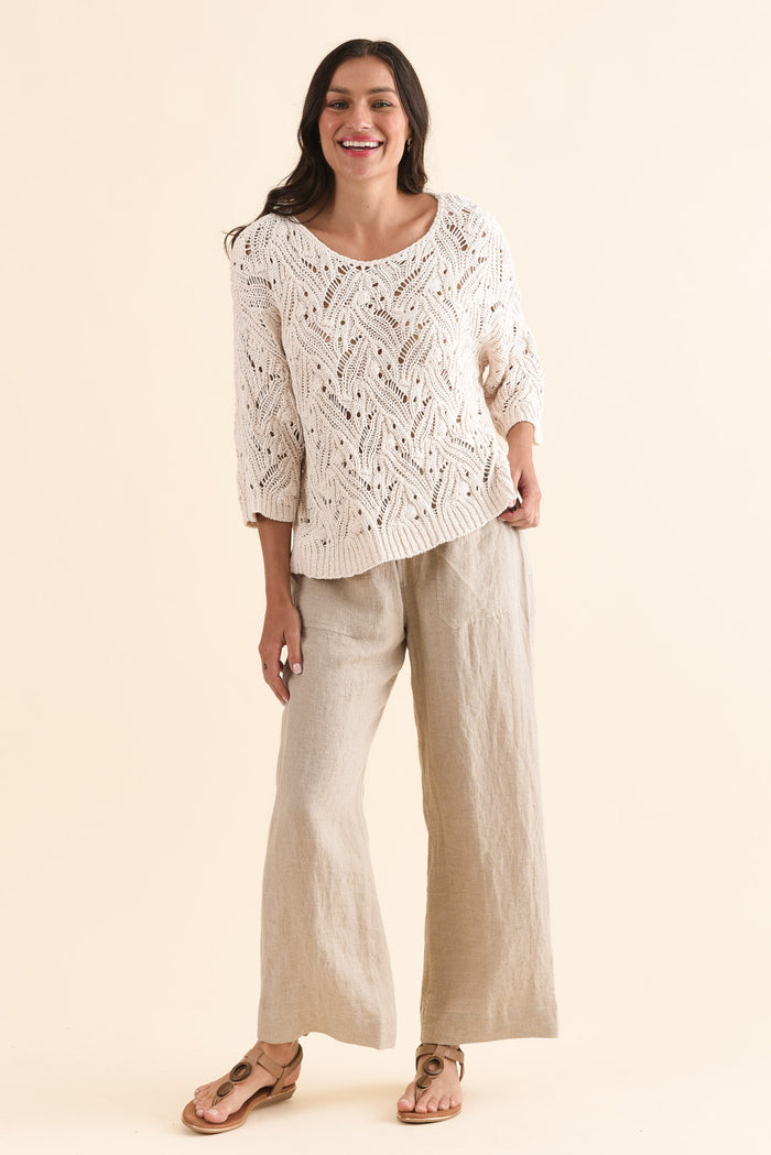 Prima Cream Woven Top,Full Body,Brunette model,alt text|model:Brontie