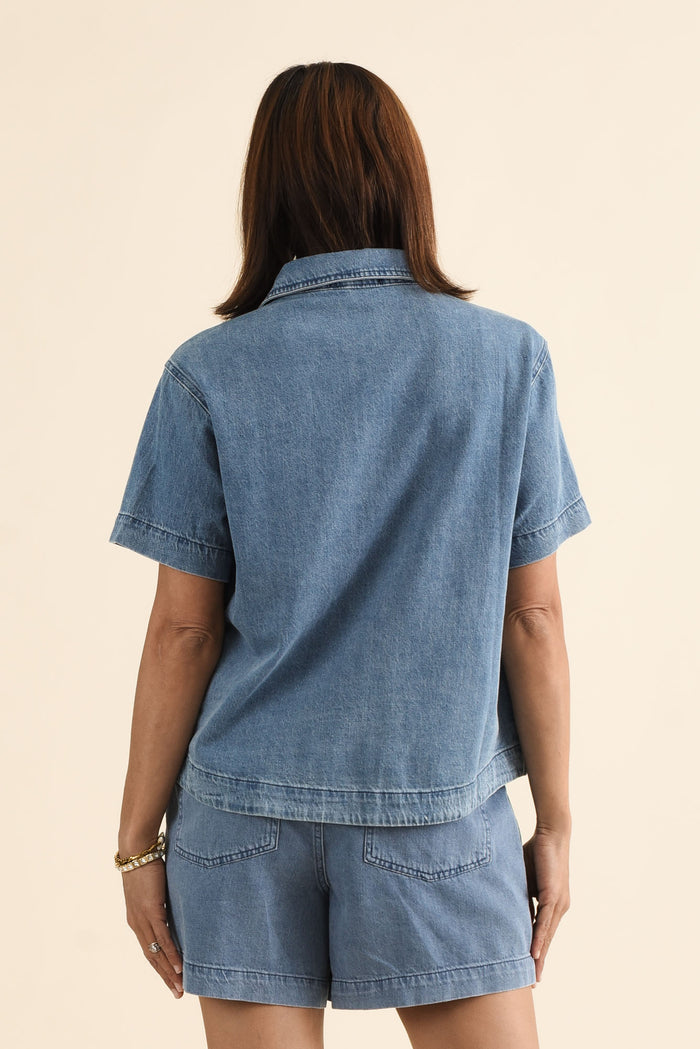 Quinn Blue Denim Collared Shirt,brunette model,Back of Outfit,alt text|model:Cara