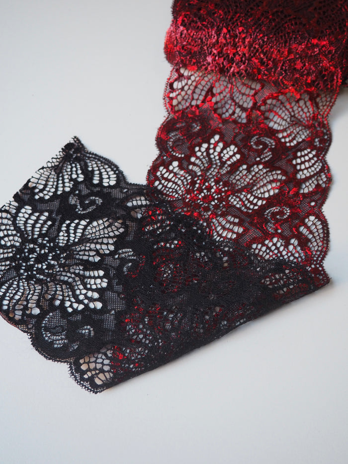 Red Foliage Foiled Scallop Lace Trim 12cm