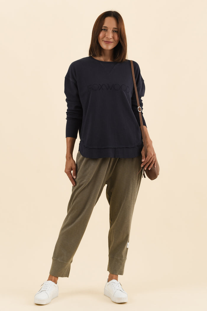 Simplified Navy Cotton Crewneck Sweatshirt,Full Body,Brunette model,alt text|model:Cara