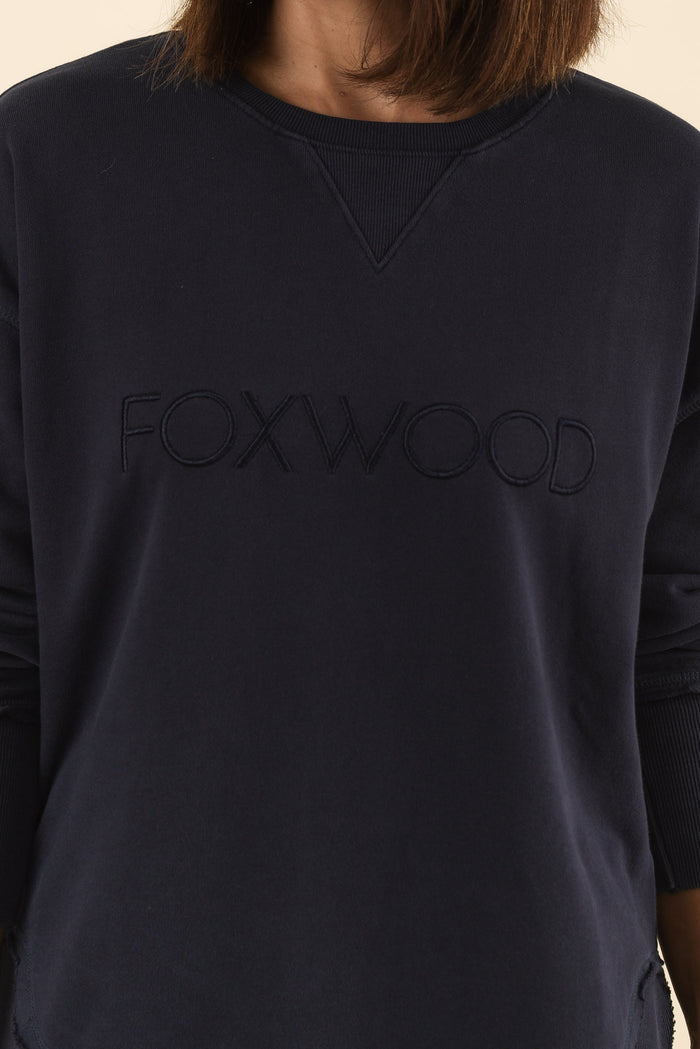 Simplified Navy Cotton Crewneck Sweatshirt,Detail,Brunette model,alt text|model:Cara