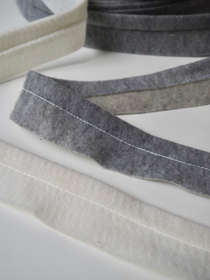 Sleeve Head Roll