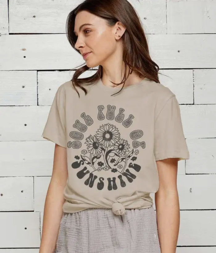 Soul full of sunshine graphic tee