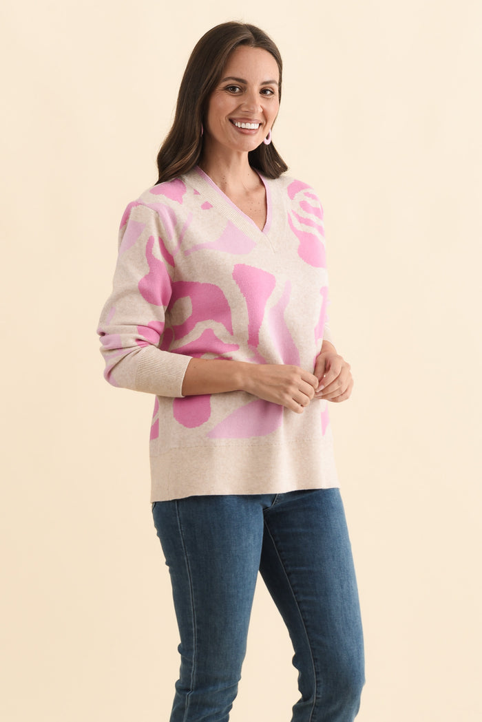 Swan Pink Flower Knit Jumper,Brunette model,alt text|model:MJ