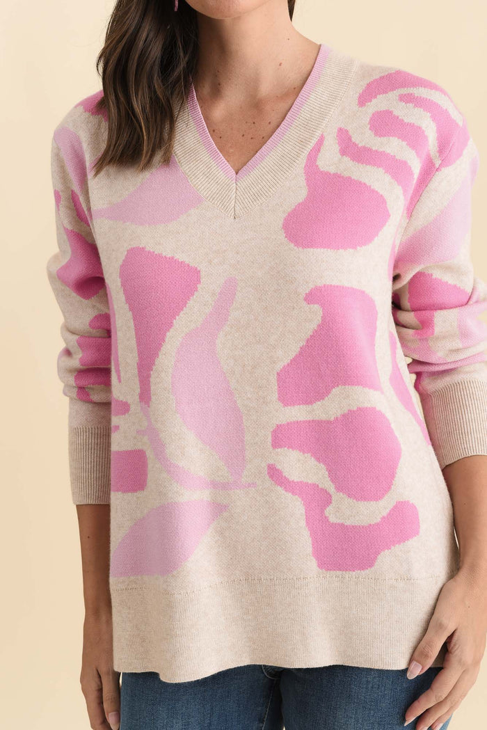 Swan Pink Flower Knit Jumper,Brunette model,alt text|model:MJ