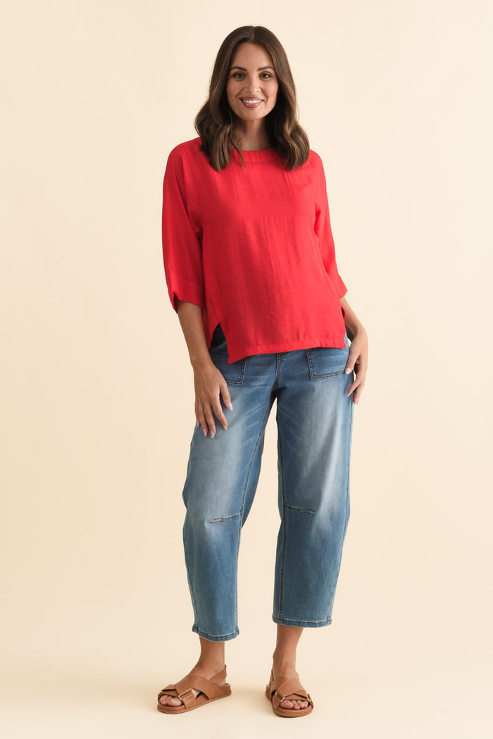 Tommy Red Side Split Top,Brunette model,alt text|model:MJ