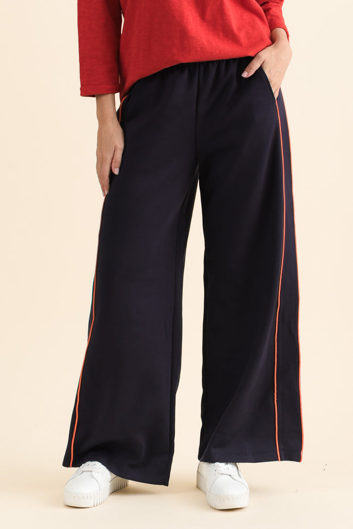 Traveller Navy Pocket Sweatpants,brunette model,Front of Outfit,alt text|model:MJ
