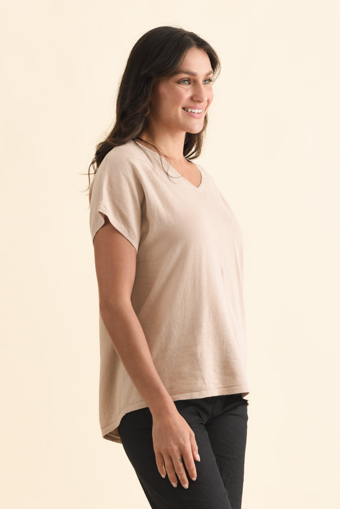 Via Beige Cotton V Neck Knit Top,Brunette model,alt text|model:Brontie