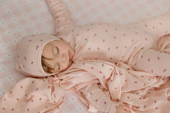 Waterproof Crib Sheets – Pink - Floral Plaid Collection