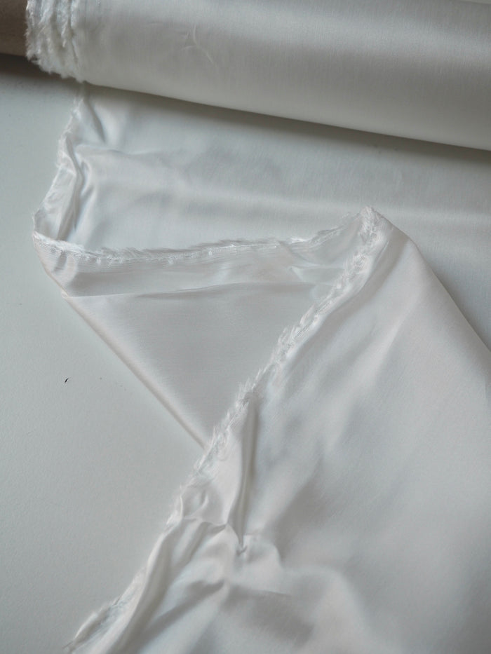 White Acetate/Cupro Satin Lining