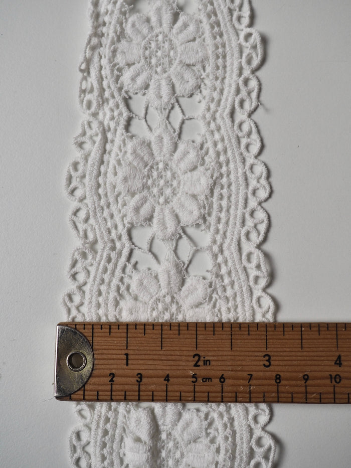 White Cotton Flower Scallop Lace Trim 90mm