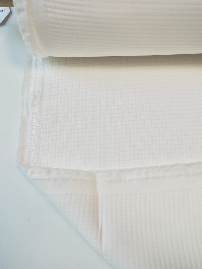 White Grid Cloqué