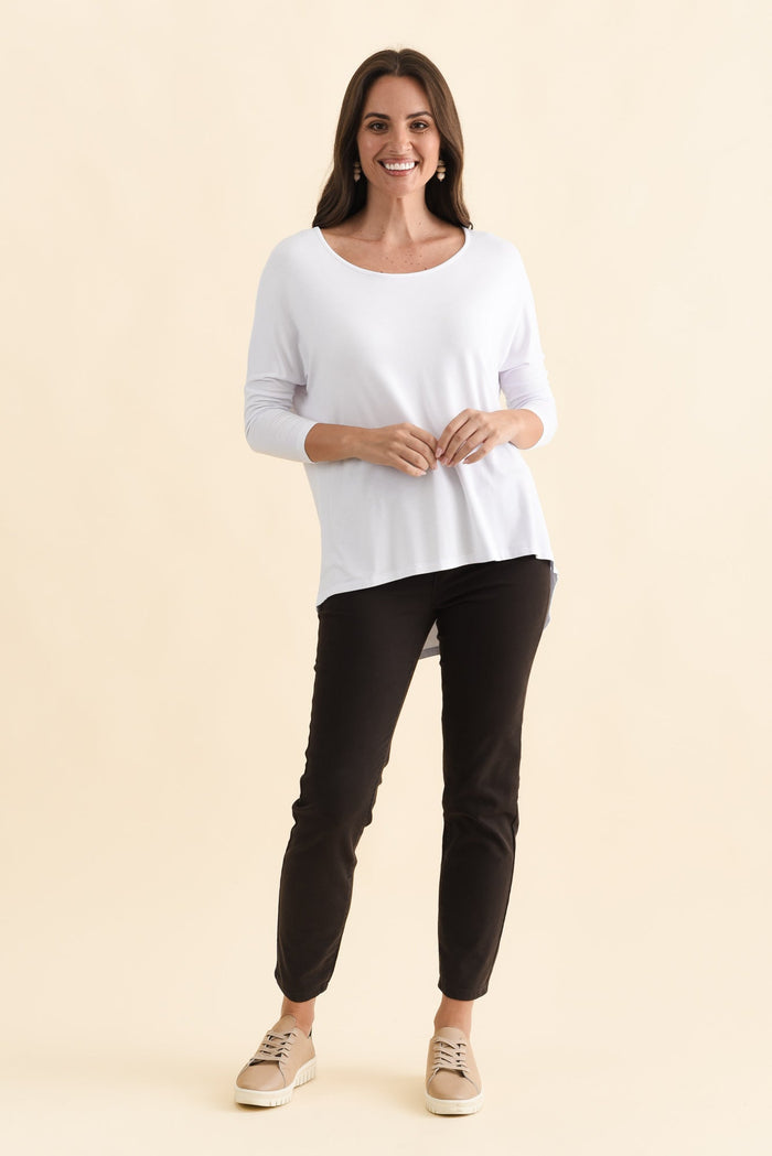 White Milan 3/4 Sleeve Top,Brunette model,alt text|model:MJ