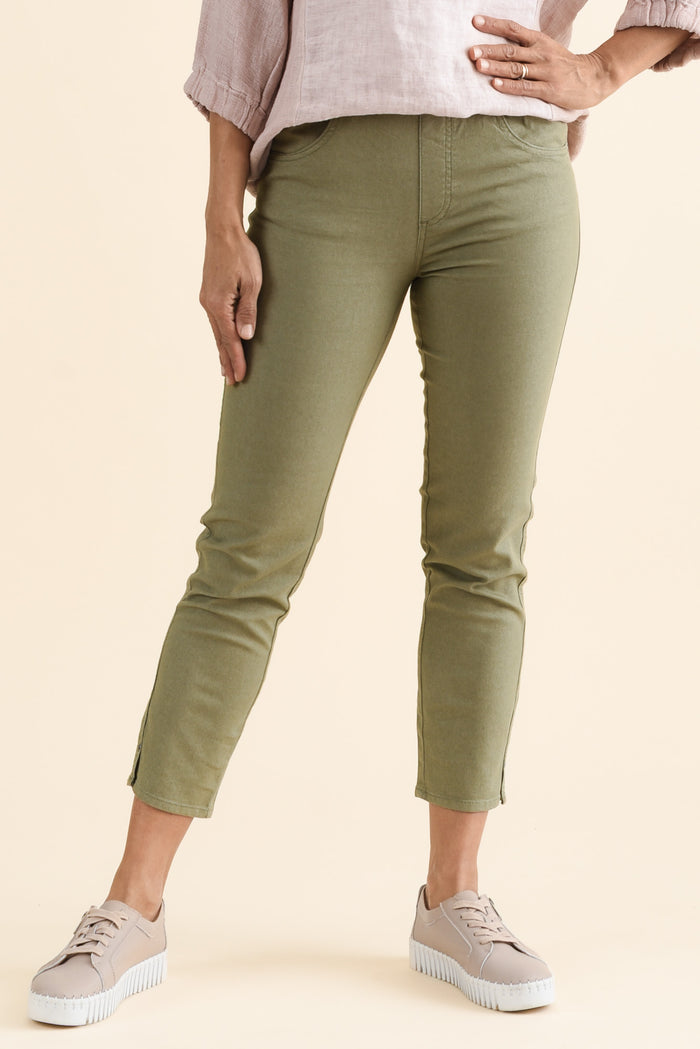 Winslet Khaki 7/8 Pants,brunette model,Front of Outfit,alt text|model:Cara