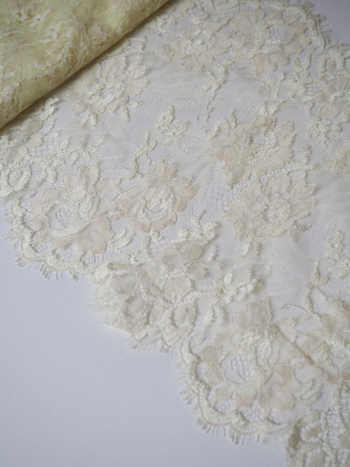 Yellow Eyelash Scalloped Lace Trim 25cm