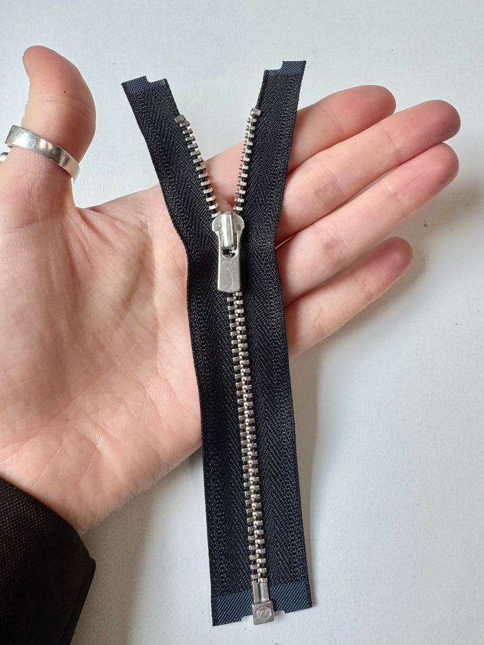 YKK 14cm/5.5in Black Open-Ended Metal Teeth Zips