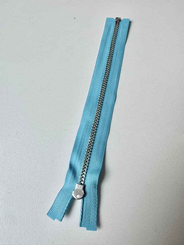 YKK 18cm/7inch Sky Blue Open-Ended Metal Teeth Zips